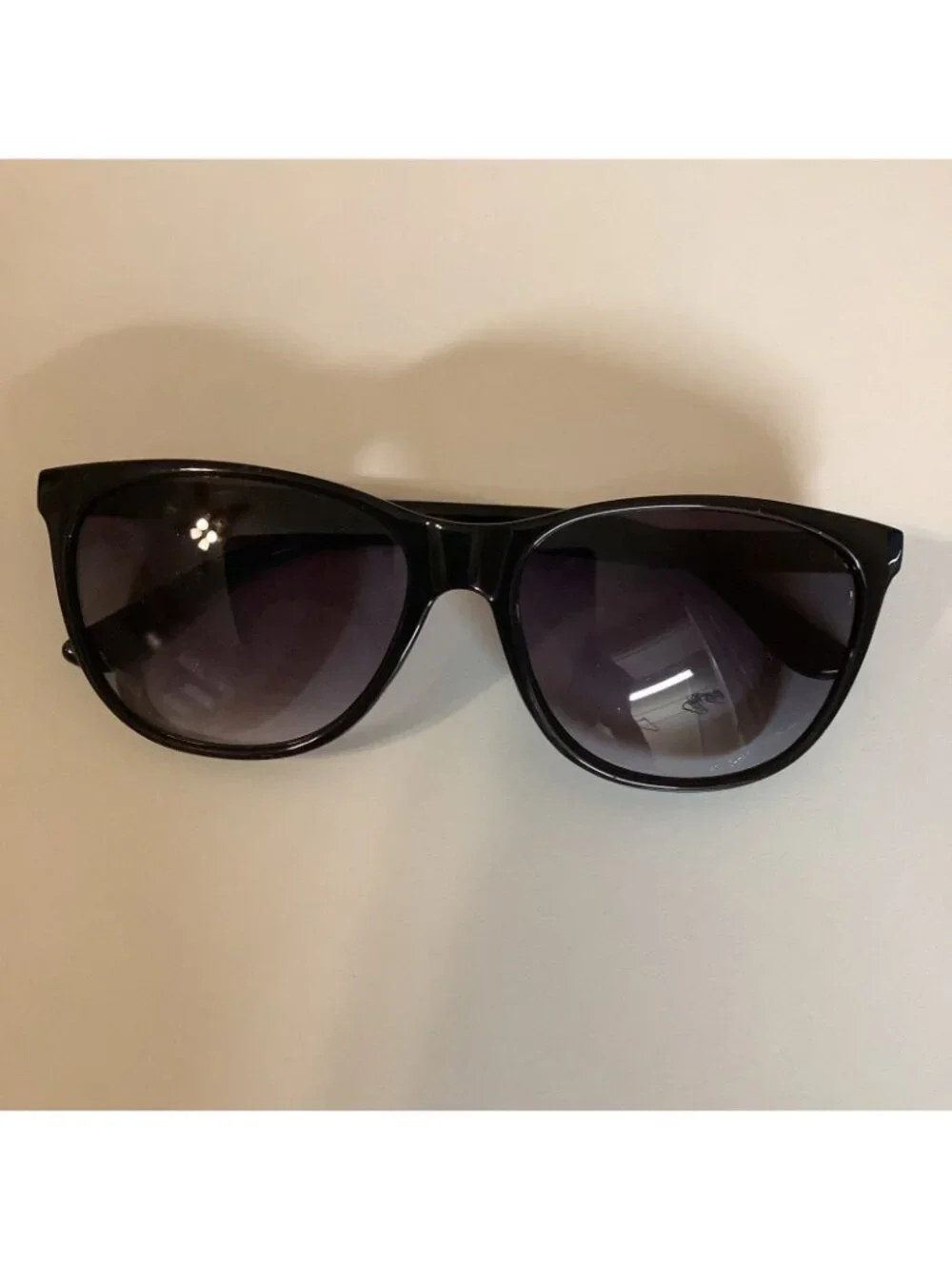 Lucky Brand Los Feliz Black Sunglasses Gradient Smoke Lens 58-16-140 Cat 3, Used